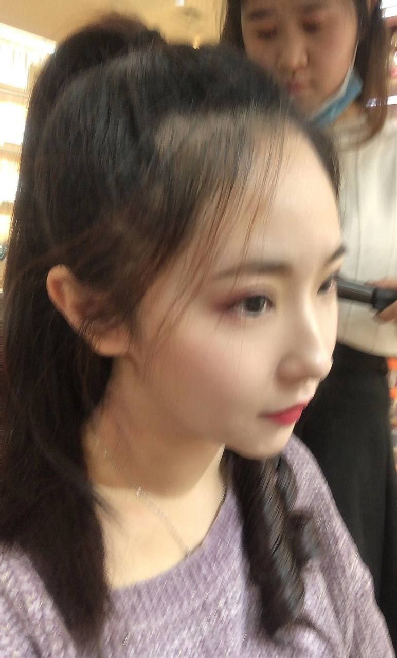 已婚小少妇和老公自拍泄密，在户外车后排为爱鼓掌-10